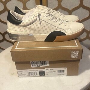 Dolce Vita Women's Zina Lace Up Sneakers sz 9